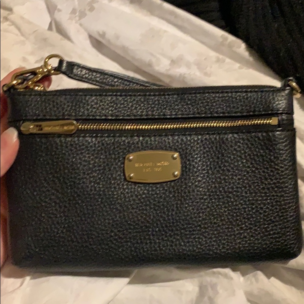 Michael Kors wristlet